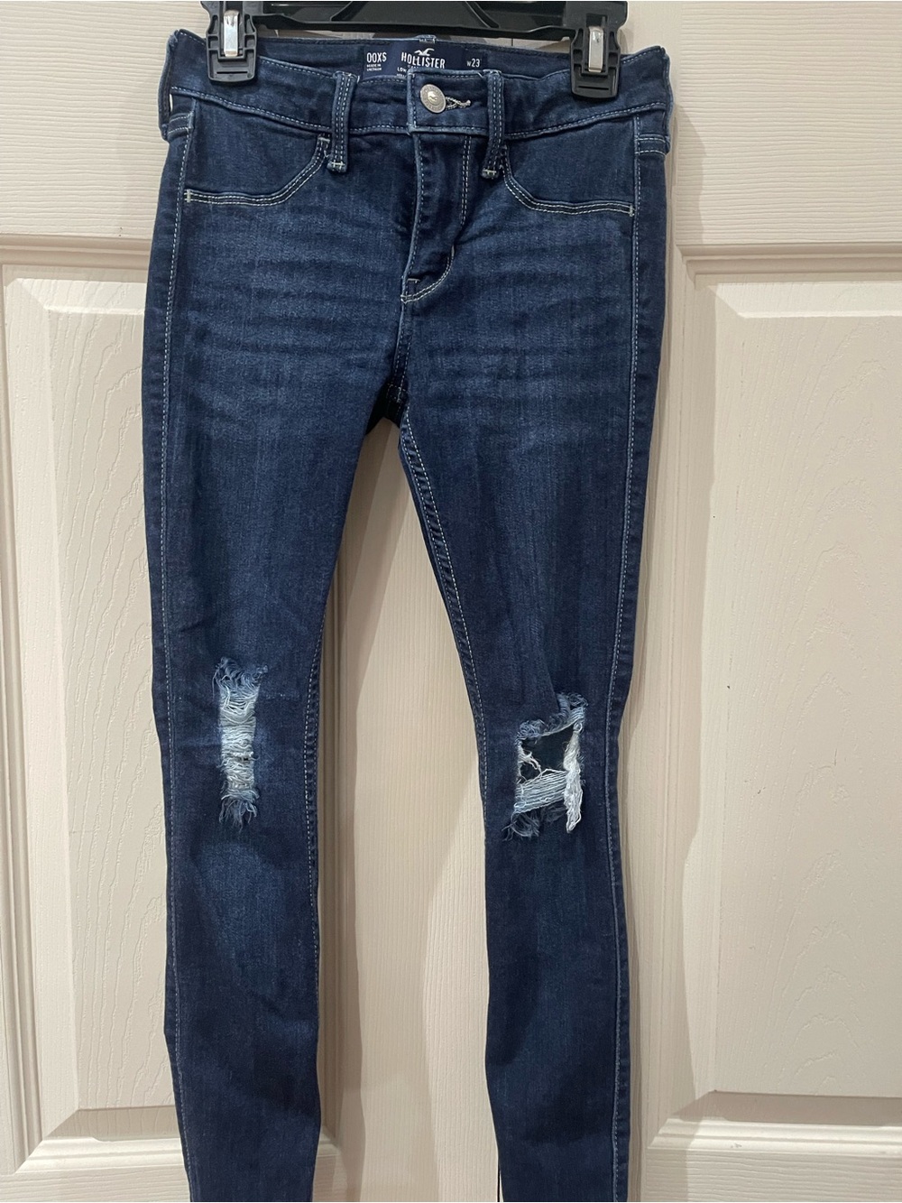 Hollister Women's Dark Indigo Ripped Skinny Jeans
